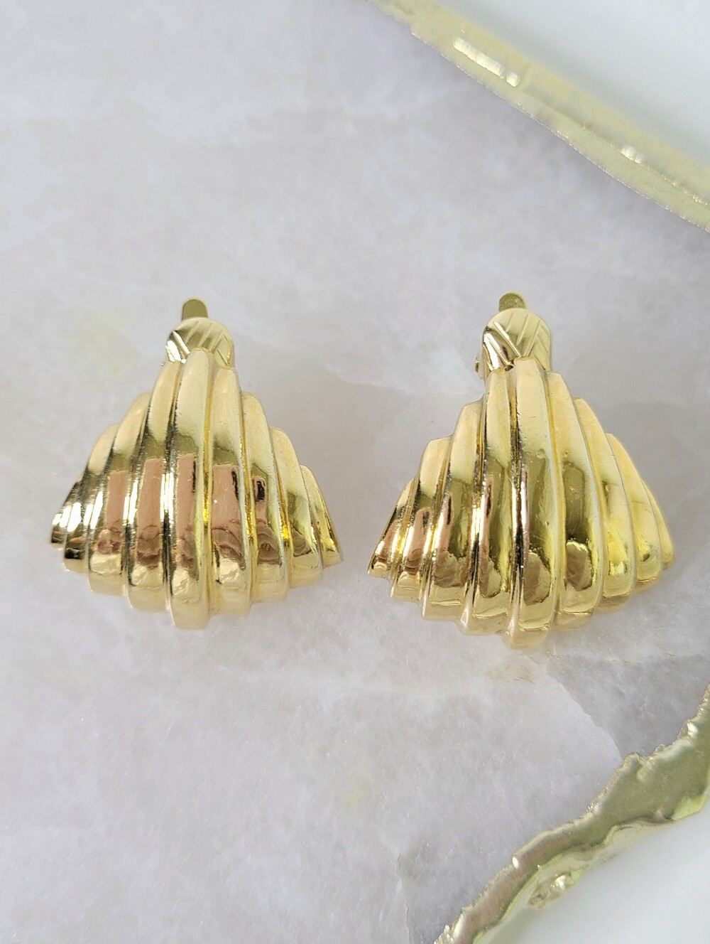 Trifari Gold Tone Shell Shaped Ribbed Vintage Clip-On Earrings